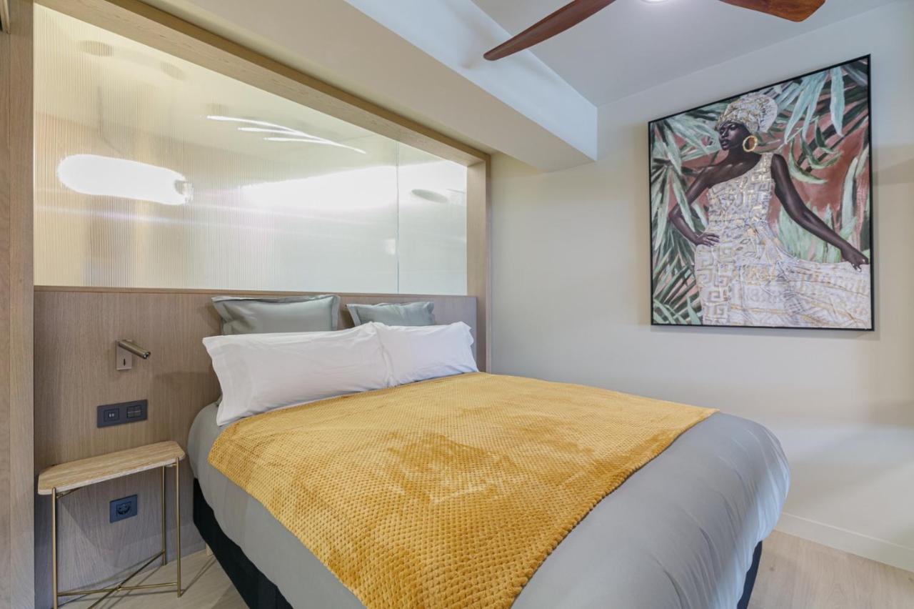 Suite De Lujo Puerta Del Sol+Parking Vigo Exterior foto